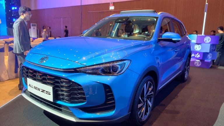 MG ZS thế hệ mới ra mắt tại Việt Nam: Động cơ hybrid 197 mã lực, giá từ 668 triệu đồng