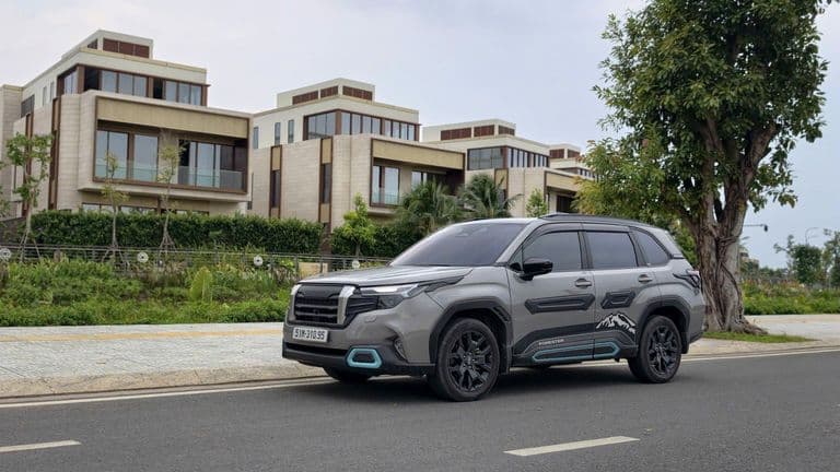 Subaru Forester 2026 tại Việt Nam có giá bán khoảng 1,4 tỷ đồng