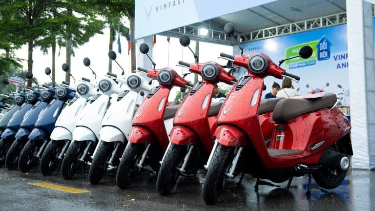 VinFast chính thức bán xe máy điện tại Indonesia