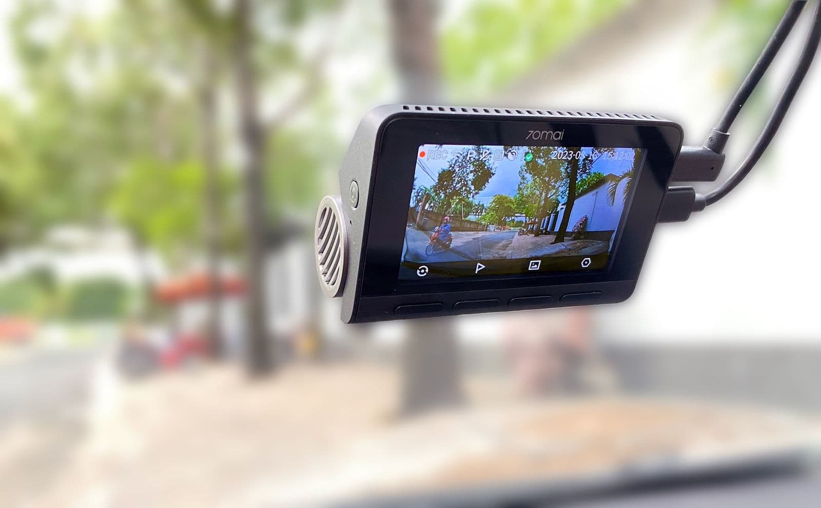 Camera hành trình 70mai A810 4K: Giá cao có xứng đáng?