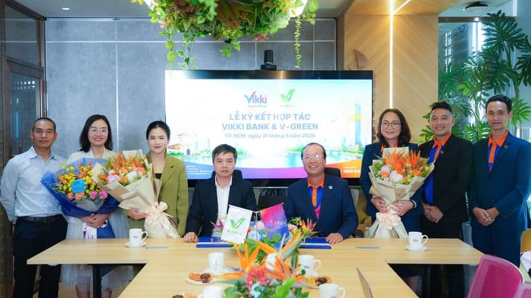 V-Green hợp tác Vikki phát triển hạ tầng sạc, tủ đổi pin xe điện