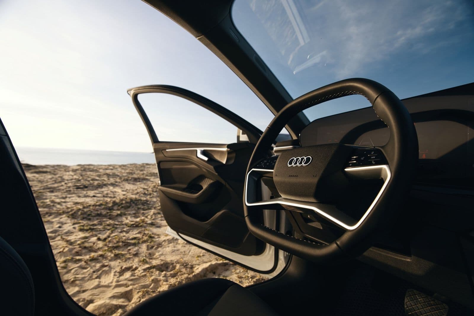 Audi A6 2026 - sedan hạng sang | 2,8 tỷ đồng