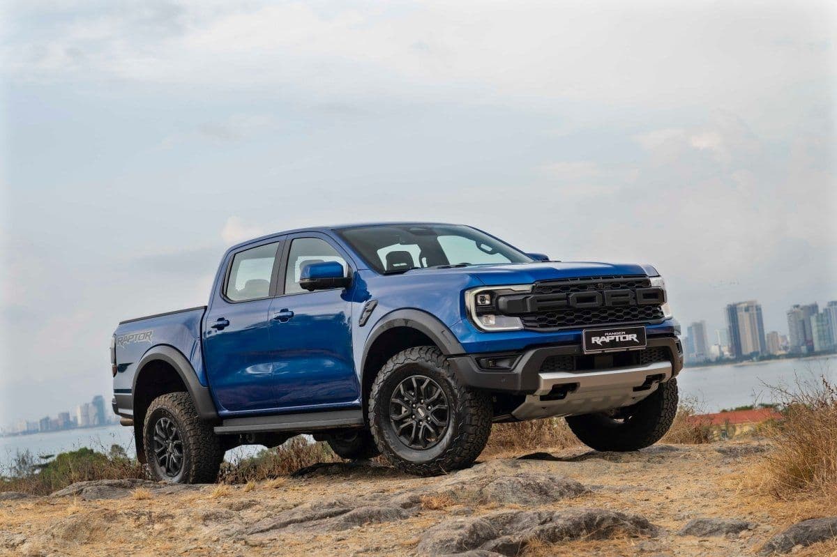 Ford Ranger Raptor máy xăng 3.0 V6 chốt giá 1,448 tỷ đồng tại Việt Nam