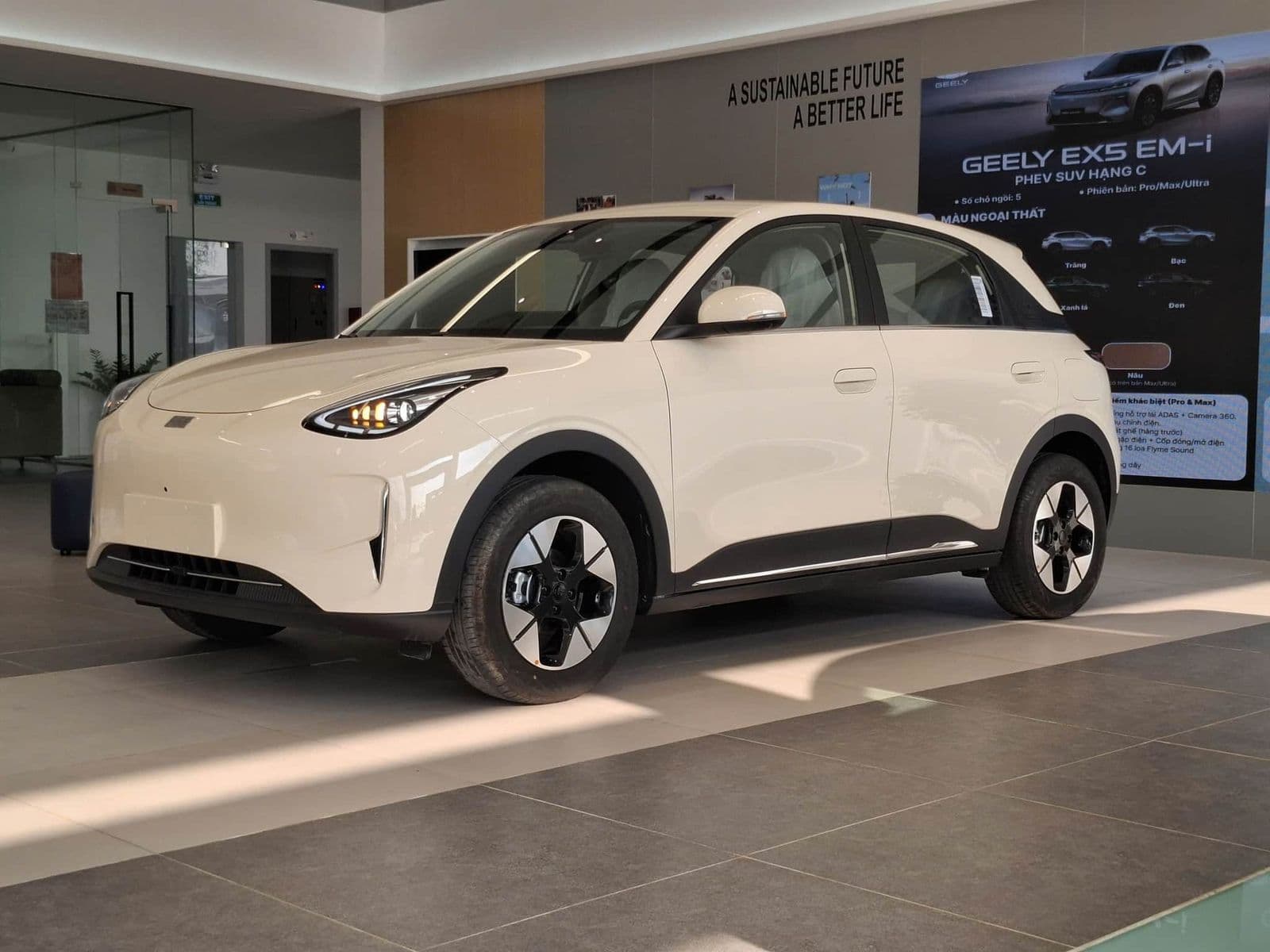 Giá bán Geely EX2 tại Việt Nam từ 459 triệu đồng