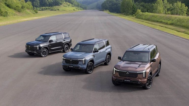 Mitsubishi Pajero thế hệ mới: cập bến Việt Nam tháng 10/2026