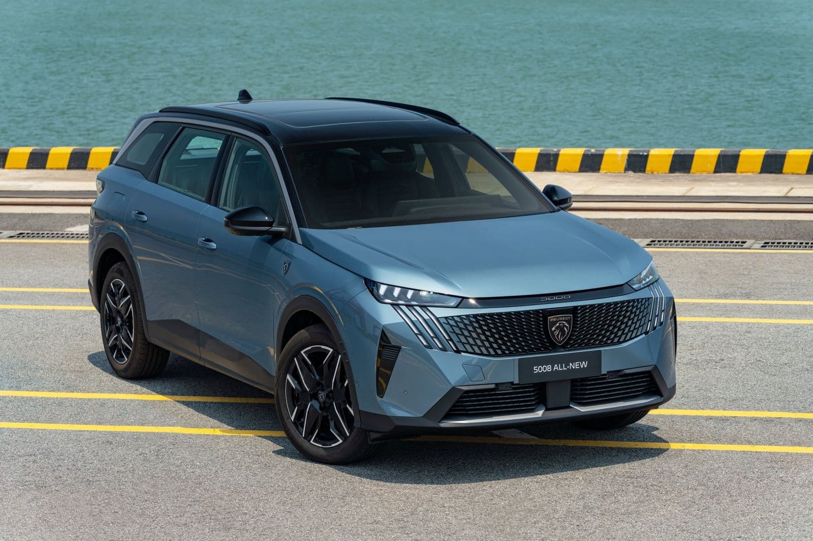 Peugeot 5008 GT thế hệ mới (2026) | 1,529 tỷ đồng