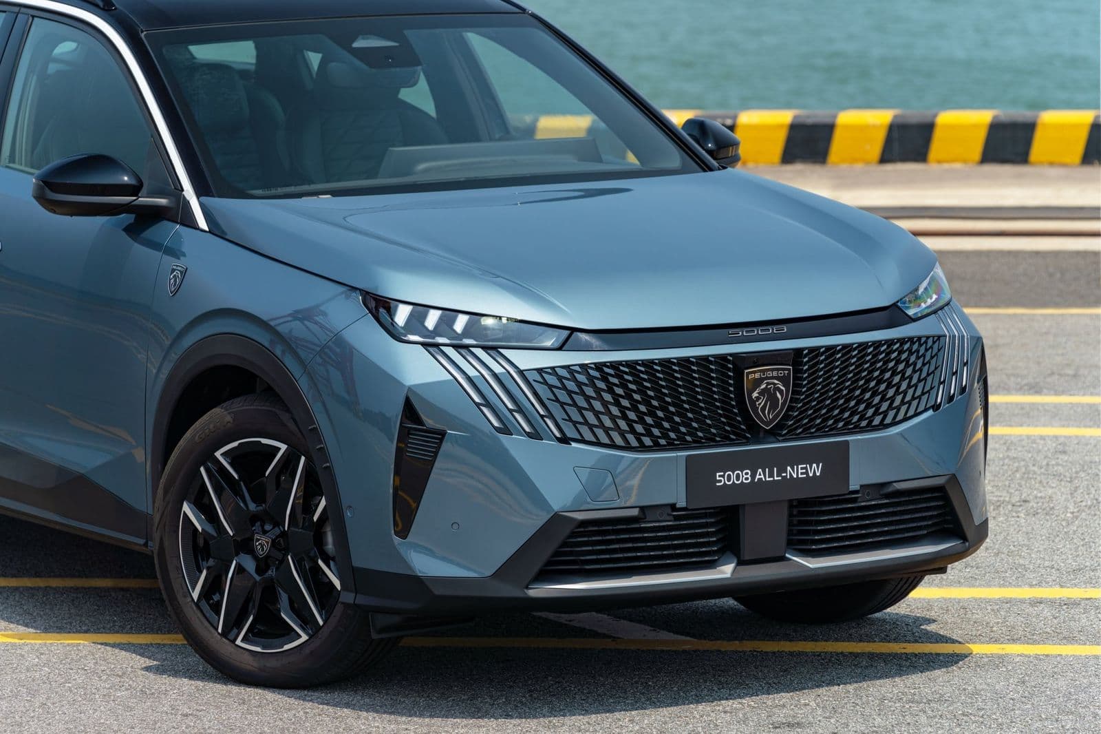 Peugeot 5008 GT thế hệ mới (2026) | 1,529 tỷ đồng