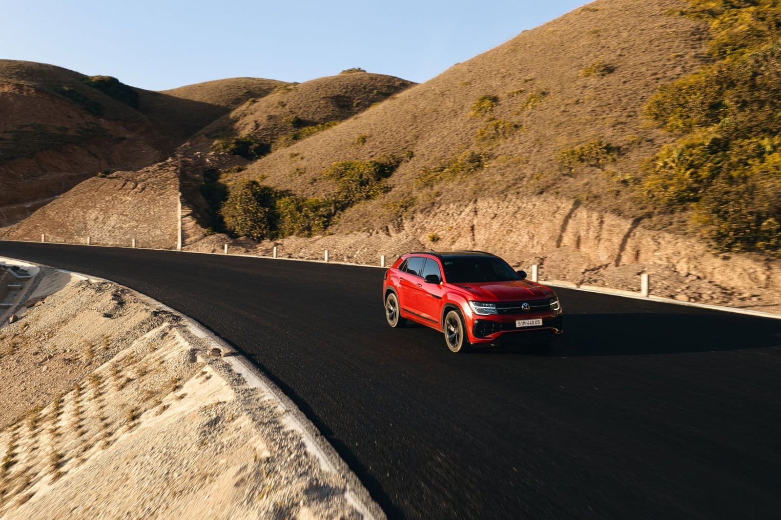 VOLKSWAGEN TERAMONT X PLATINUM 