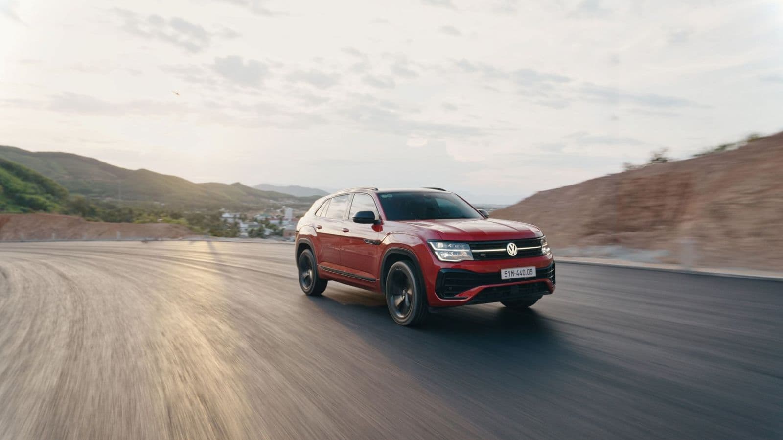 VOLKSWAGEN TERAMONT X PLATINUM 