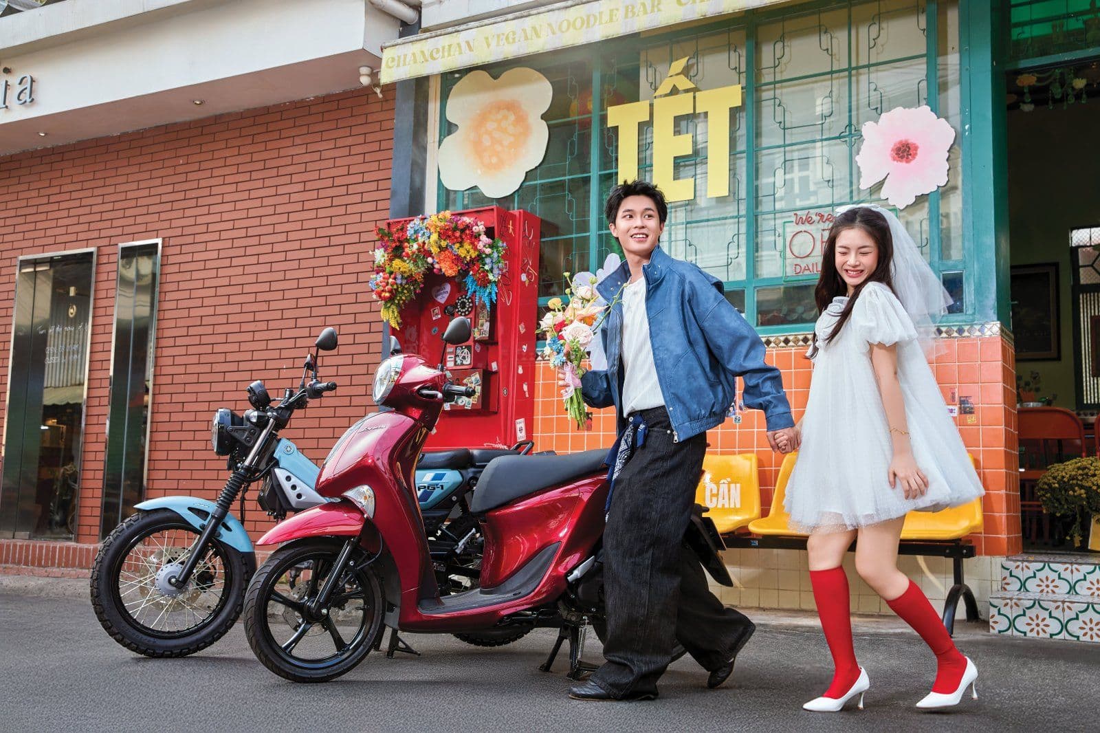 Valentine trước kỳ nghỉ Tết: Một buổi hẹn trước khi tạm xa nhau