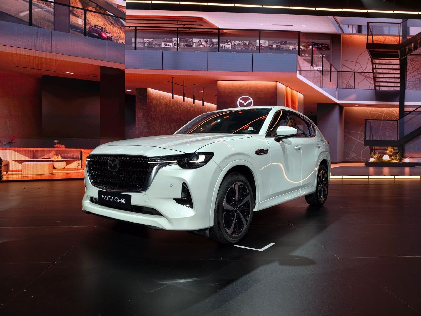 Mazda CX-60 chốt giá 1,699 tỷ đồng, duy nhất 1 phiên bản tại Việt Nam