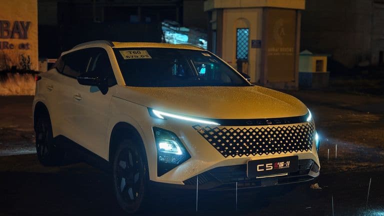 Omoda C5 SHS-H: đối trọng đáng gờm của xe Nhật - Hàn