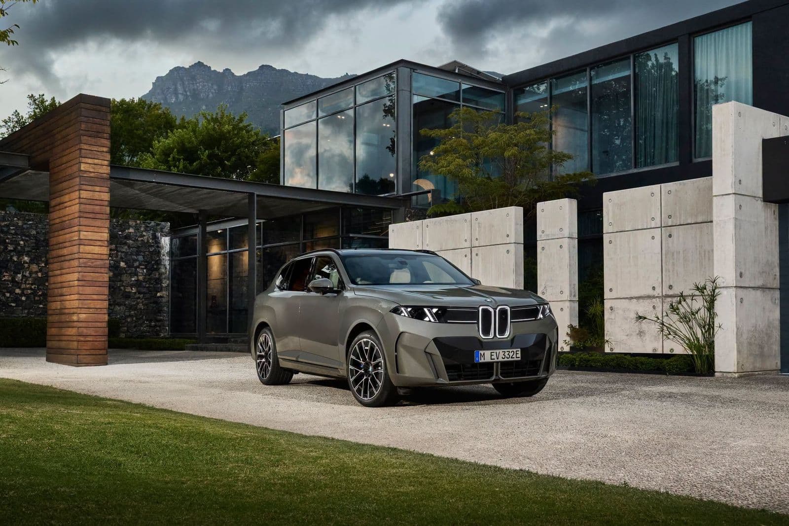 BMW X5 hoàn toàn mới: Lần đầu có bản thuần điện iX5