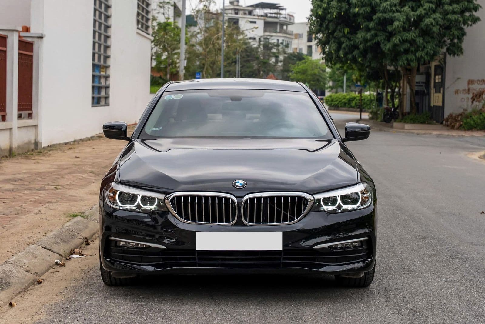 Chơi xe BMW có 'kinh dị' như lời đồn: người trong cuộc nói gì?