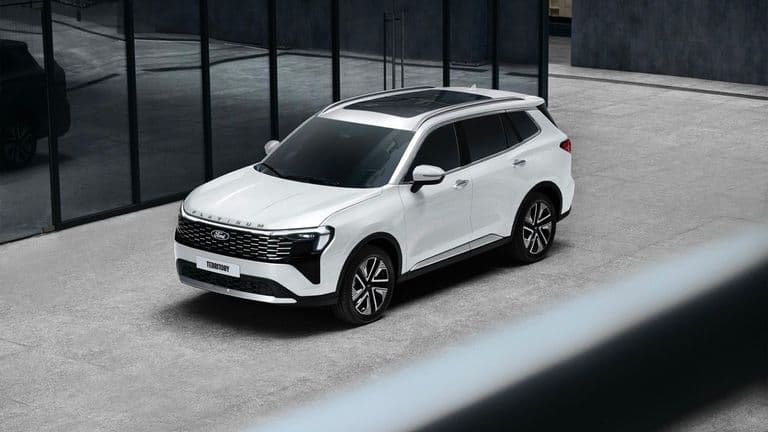 Ford Việt Nam triển khai chương trình "Chọn Ford, Trọn An tâm"