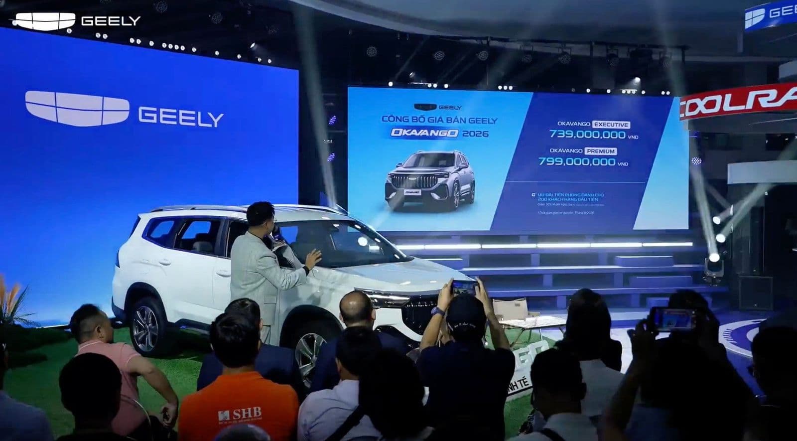 Ra mắt bộ đôi SUV giá rẻ Okavango và Coolray 2026 tại Việt Nam, giảm giá mạnh 'tất tay' với đối thủ