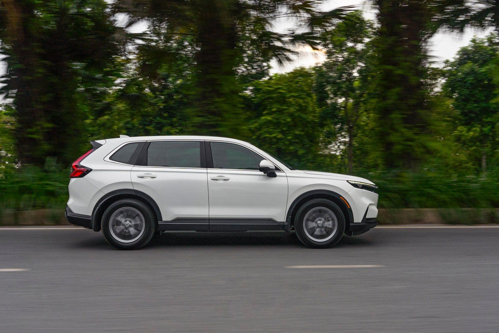 Honda CR-V bản máy xăng được nâng cấp tại Việt Nam, giá từ 1,039 tỷ đồng