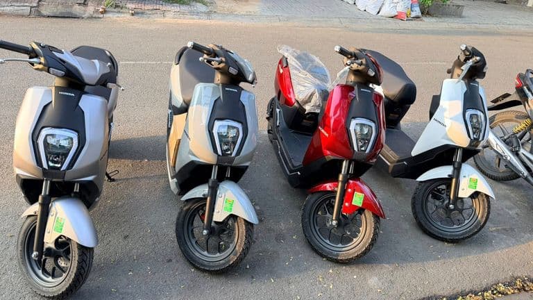 Xe máy điện Honda ICON e giảm giá mạnh tại Việt Nam