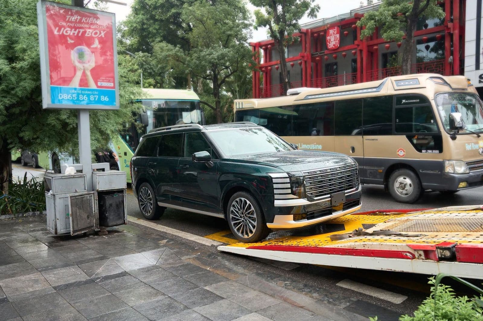 Bắt gặp Hyundai Palisade 2026 bản Hybrid tại Hà Nội: Sắp ra mắt, giá dự kiến từ 1,7 tỷ đồng