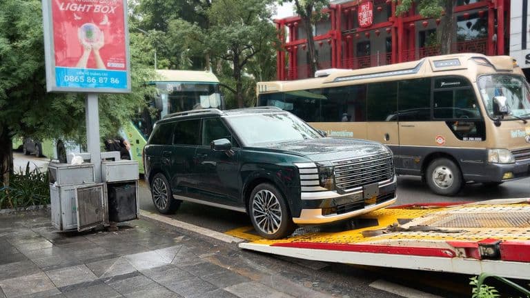 Bắt gặp Hyundai Palisade 2026 bản Hybrid tại Hà Nội: Sắp ra mắt, giá dự kiến từ 1,7 tỷ đồng