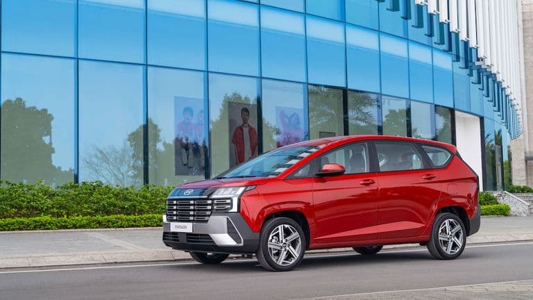 Hyundai Stargazer 2026 ra mắt tại Việt Nam, giá từ 569 triệu đồng
