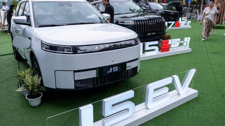 Jaecoo J5 BEV bản lắp ráp trong nước xuất hiện