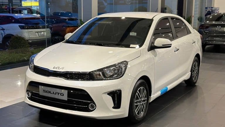 Loạt ô tô giảm giá tại Việt Nam trong tháng 10/2026, Kia Soluto từ 299 triệu