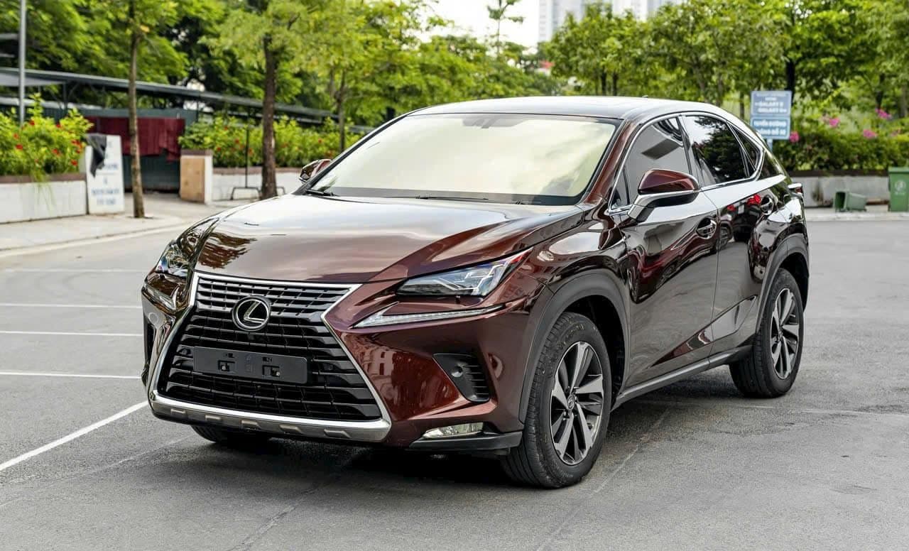 Chơi xe Lexus: thích mượt mà thì đây là món hời, nhưng...