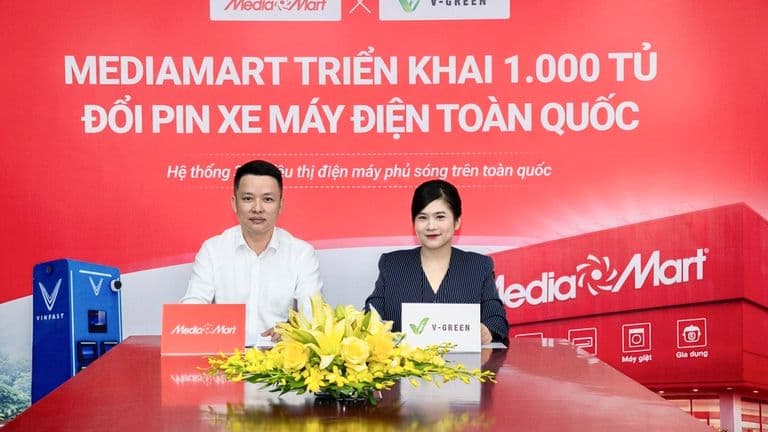 330 siêu thị điện máy MediaMart mở thêm 1.000 tủ đổi pin VinFast