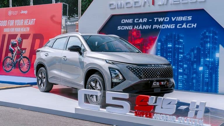 Cận cảnh Omoda C5 SHS-H có giá bán 'chấn động' tại Việt Nam