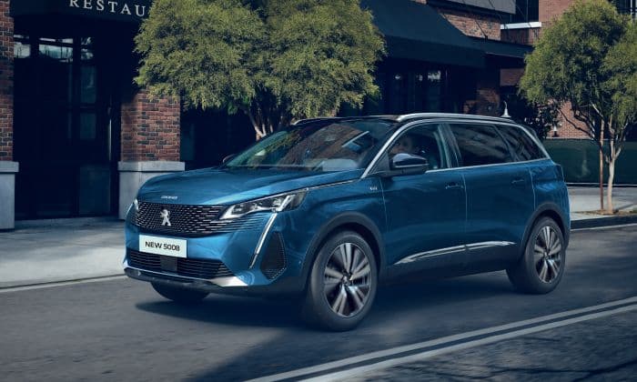 Peugeot 5008 2021