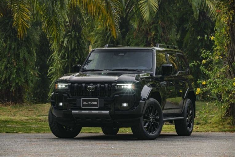 Toyota Việt Nam triệu hồi 563 xe Land Cruiser Prado để cập nhật phần mềm cụm đồng hồ táp-lô