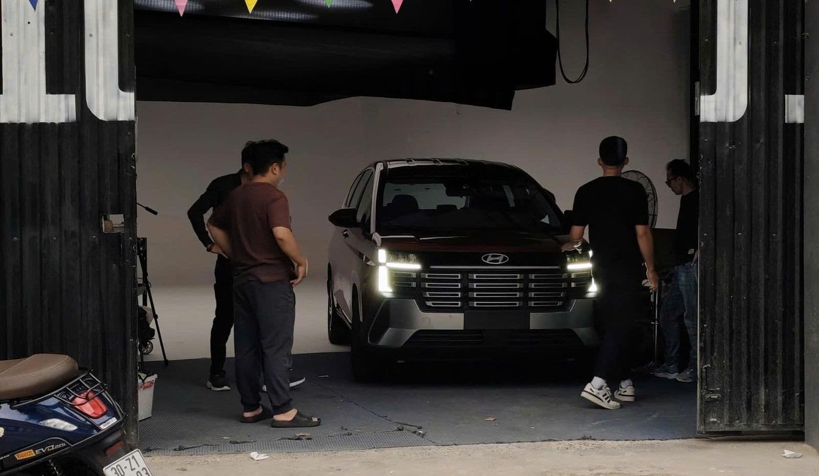 Lộ ảnh Hyundai Stargazer đời mới tại Việt Nam