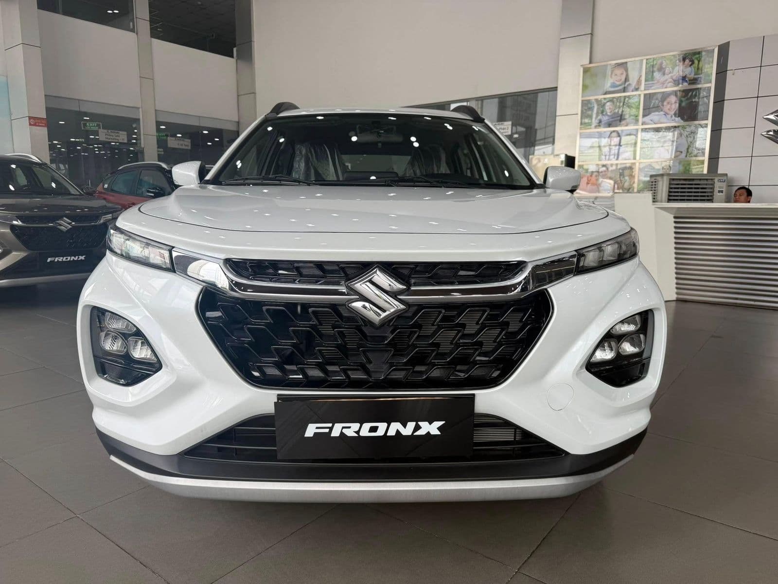 Suzuki Fronx GL giảm còn 430 triệu: Grand i10/Morning thực sự gặp khó