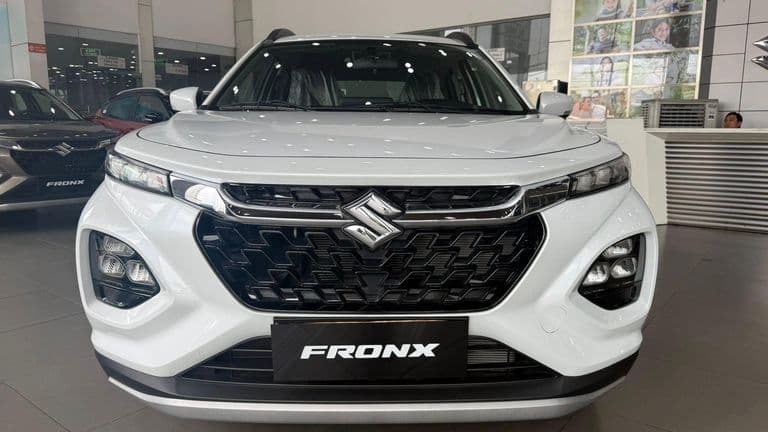 Suzuki Fronx GL giảm còn 430 triệu: Grand i10/Morning thực sự gặp khó