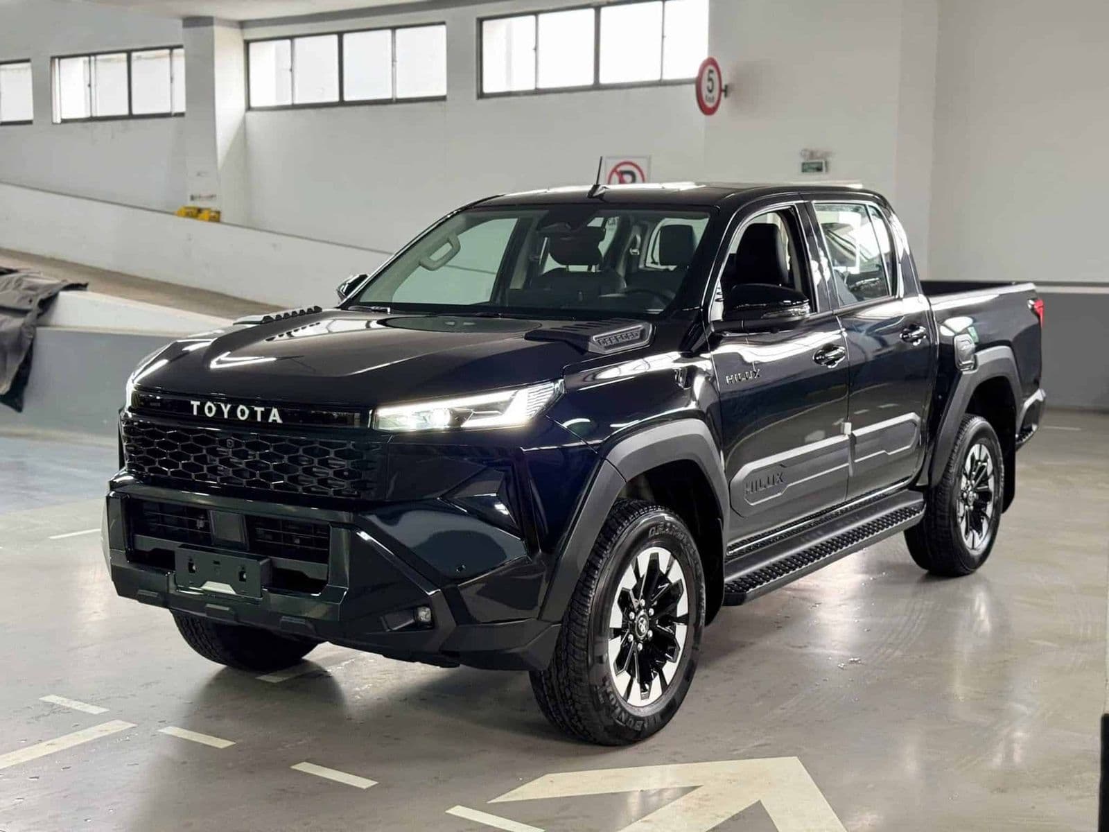 Toyota Việt Nam công bố doanh số bán hàng tháng 3