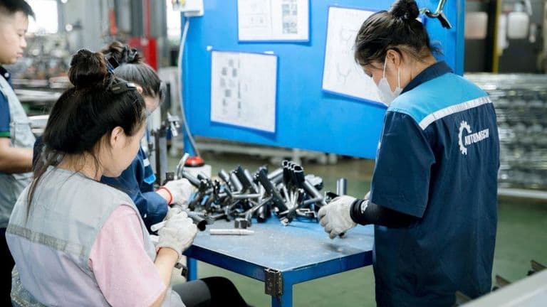 Doanh nghiệp Việt trong chuỗi cung ứng của VinFast giờ ra sao?