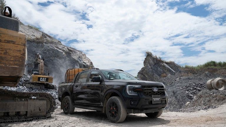 Ford Ranger Wildtrak 2026 ra mắt, giá từ 949 triệu đồng