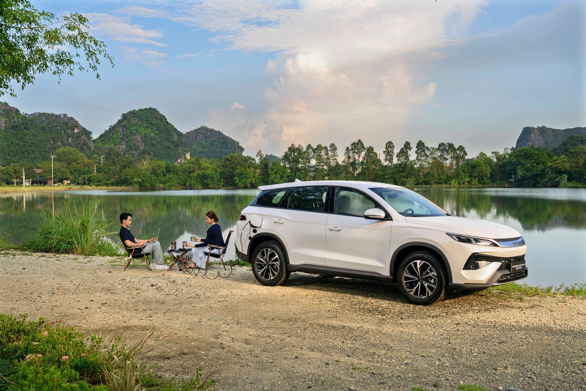 BYD Sealion 5 DM-i chốt giá từ 659 triệu đồng tại Việt Nam