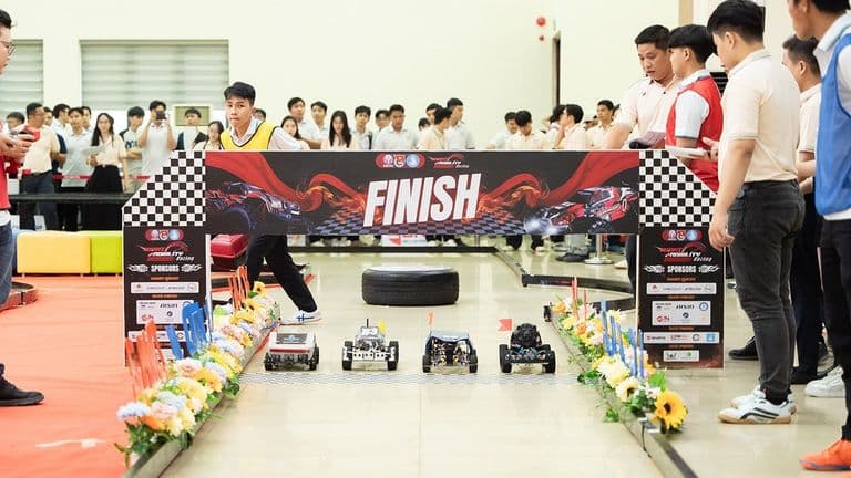 “Smart Mobility Racing 2026”, Sự kiện công nghệ quy mô lớn dành cho sinh viên yêu thích xe điện thông minh