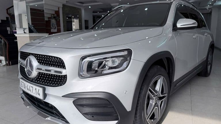 Bất ngờ: Mercedes GLB 200 AMG đời 2020 bán lại với giá hơn 900 triệu