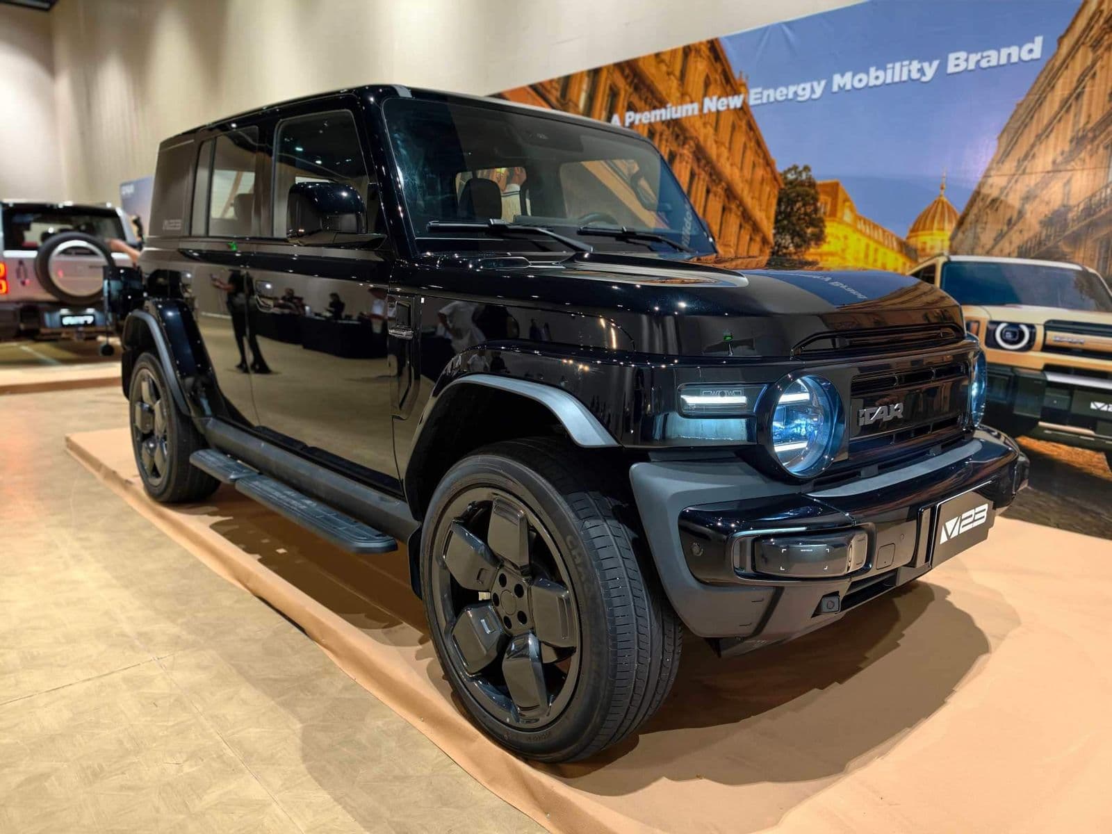 Ngắm thực tế iCaur V23 tại Việt Nam: SUV điện cho 'dân chơi'