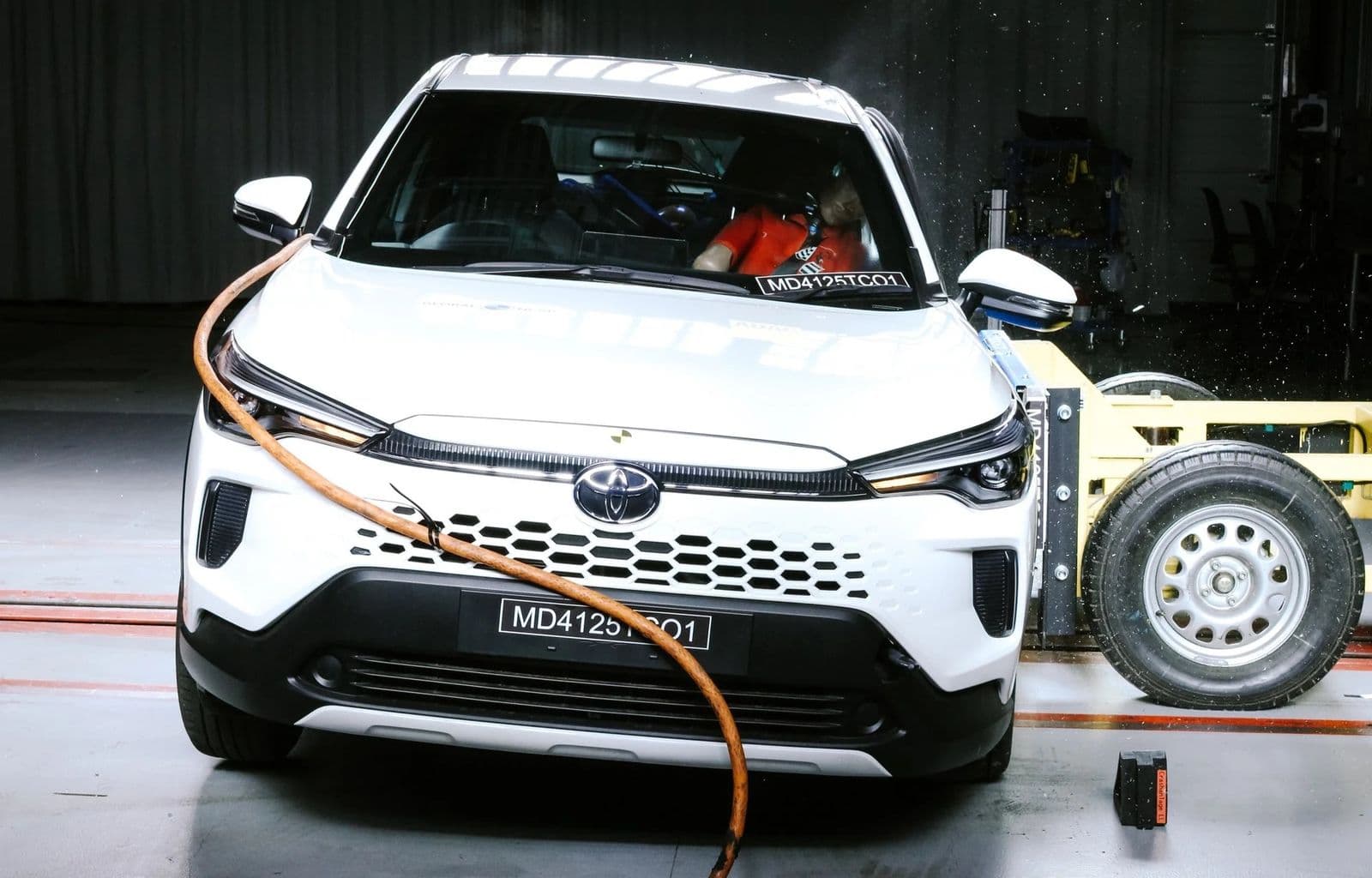 Toyota Corolla Cross chỉ đạt 2/5 sao an toàn