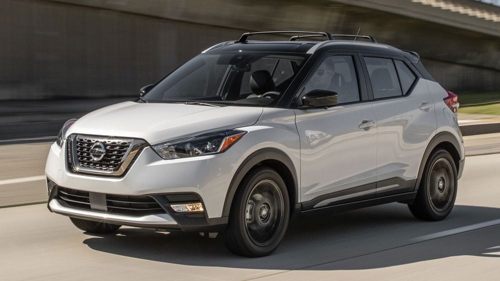 2020-nissan-kicks-sr-11