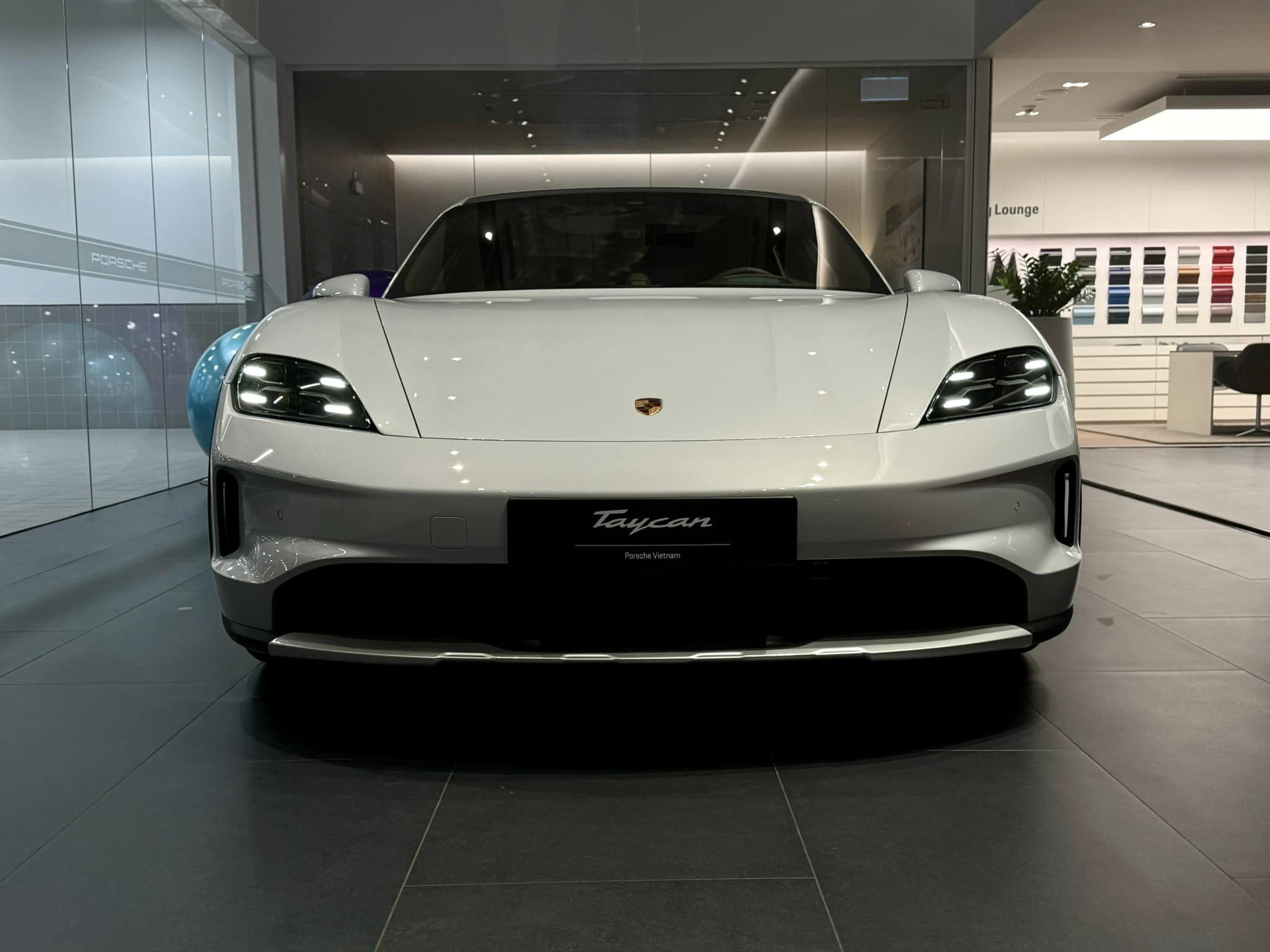 porsche taycan 11