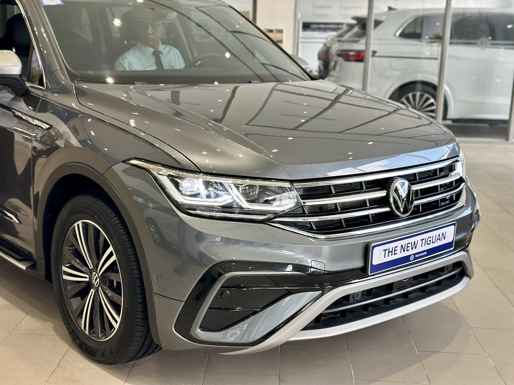 tiguan platinum 2024 (1)