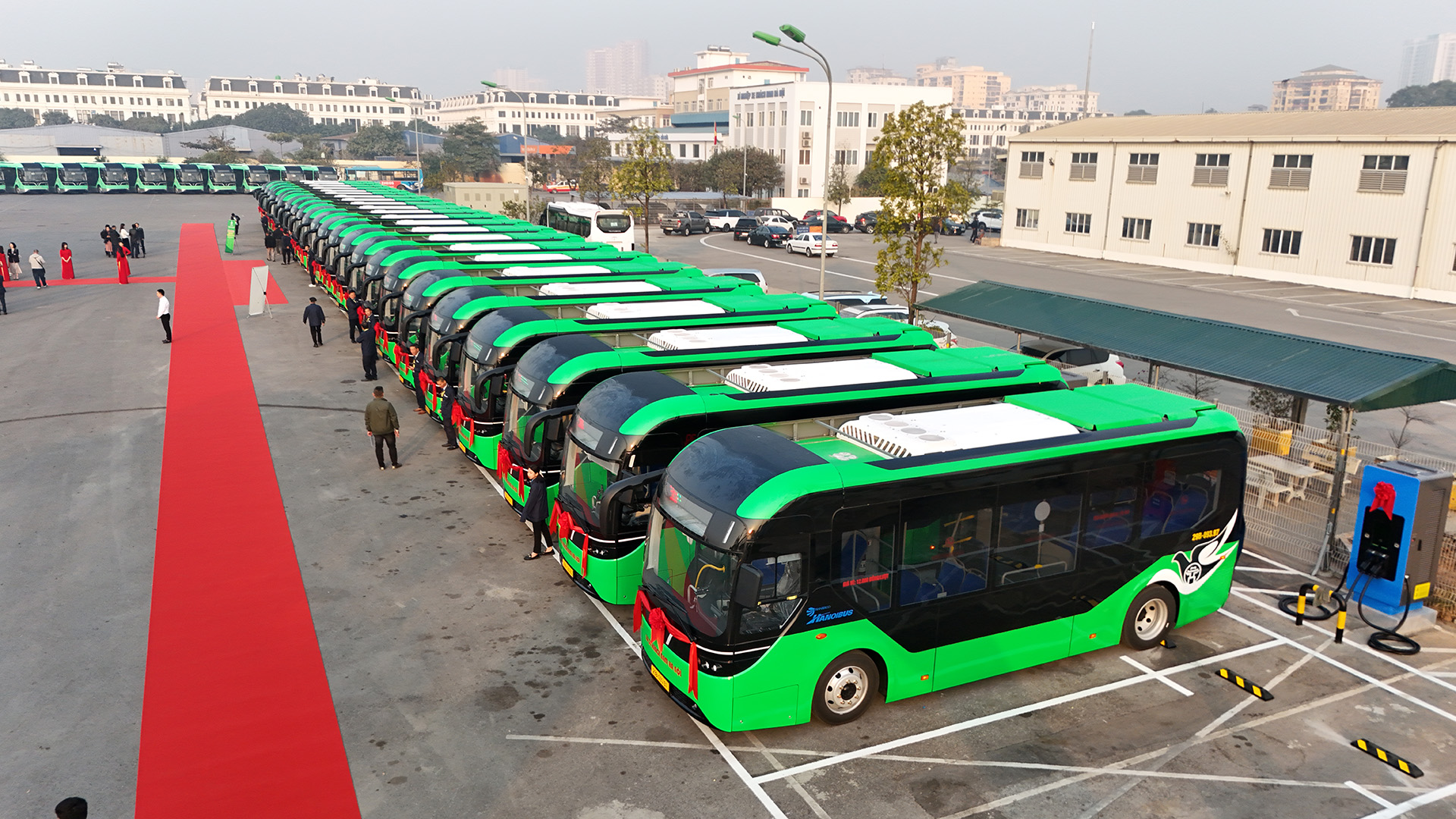 xe bus anh 2