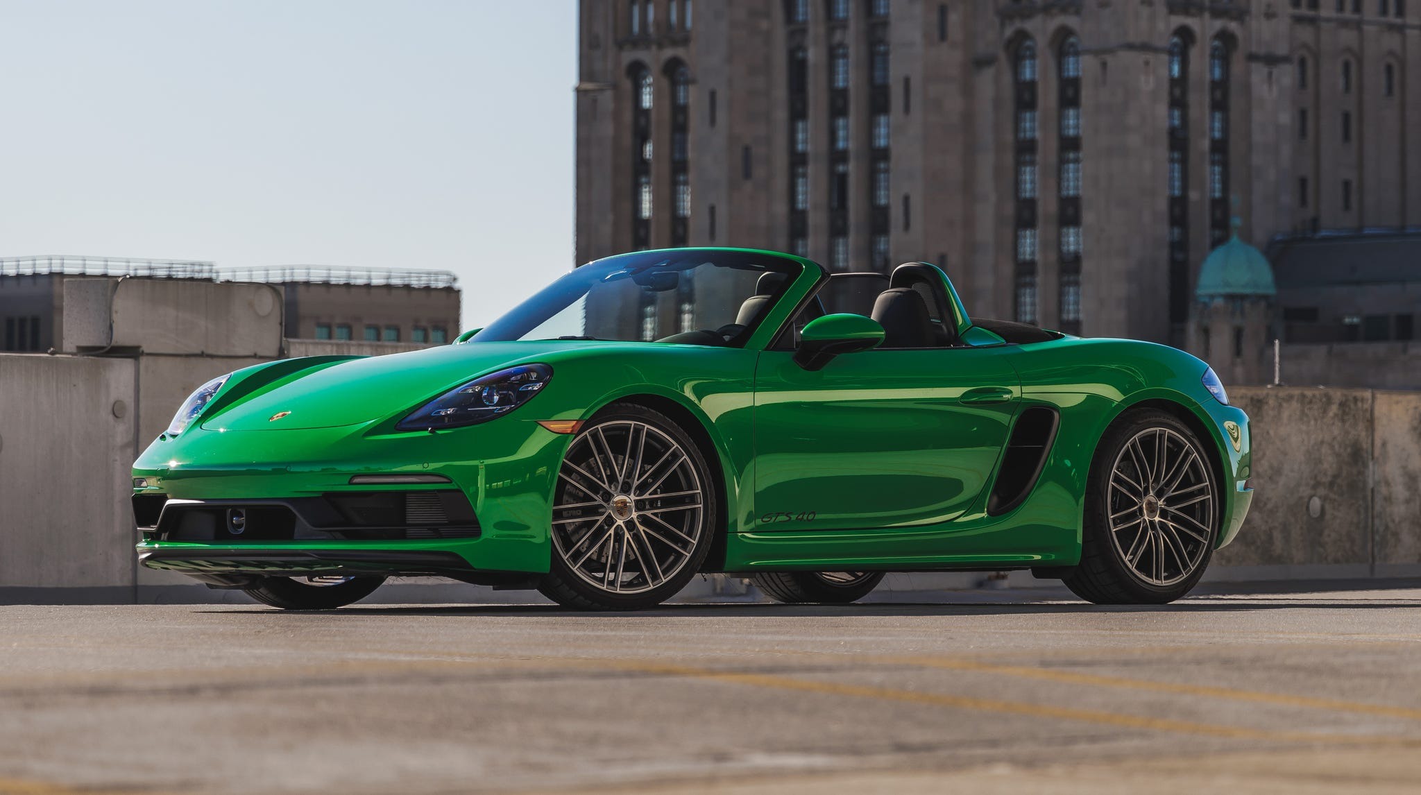 2022-porsche-718-boxster-gts-4l