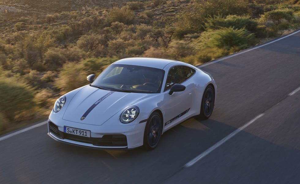 2025-porsche-911-carrera-t-coupe