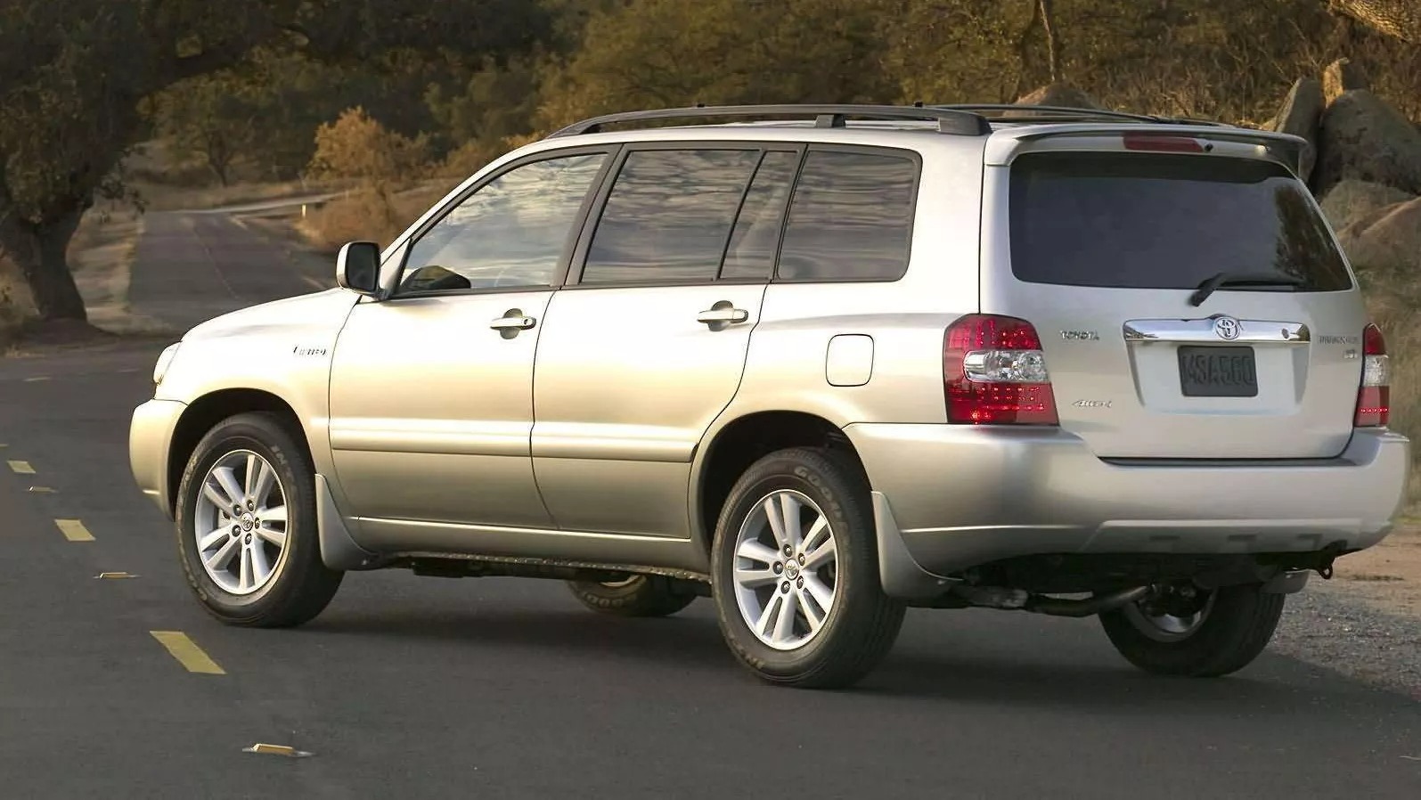 Toyota-Highlander_Hybrid-2005-HD